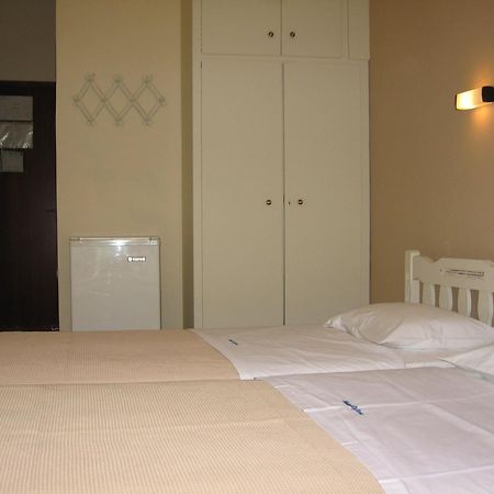 Zefiros Hotel Agios Ioannis  ภายนอก รูปภาพ